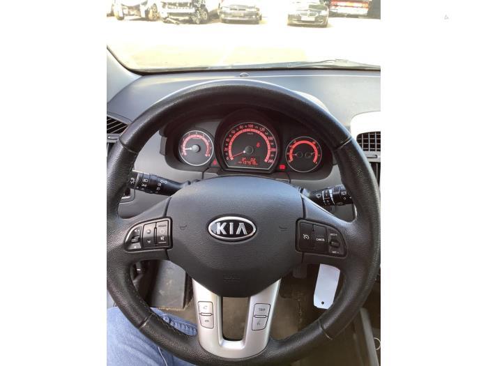 Kia Cee'd Sporty Wagon 1.4 CVVT 16V Sloopvoertuig (2013, Grijs)