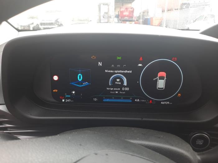 Hyundai i20 1.0 T-GDI 100 Mild Hybrid 48V 12V Sloopvoertuig (2023, Rood)