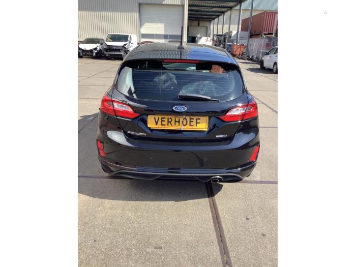 Ford Fiesta 7 1.0 EcoBoost 12V Hybrid 125 Sloopvoertuig (2022, Zwart)