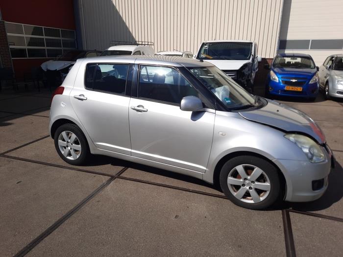 Suzuki Swift 1.3 VVT 16V Sloopvoertuig (2009, Grijs)