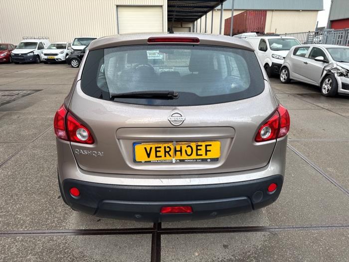 Nissan Qashqai 2.0 16V Sloopvoertuig (2007, Bruin)