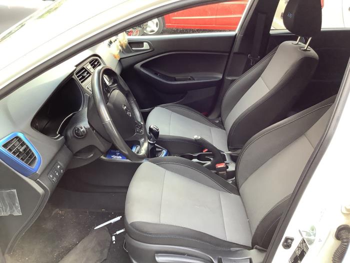 Hyundai i20 1.0 T-GDI 100 12V Sloopvoertuig (2016, Wit)