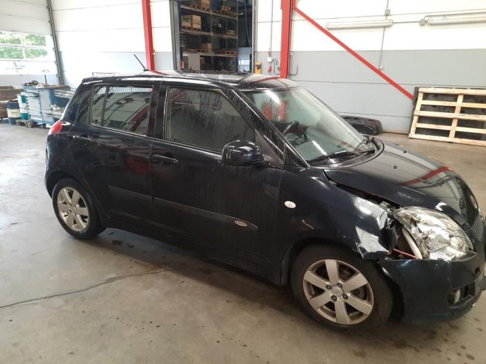 Suzuki Swift 1.3 VVT 16V Sloopvoertuig (2008, Zwart)