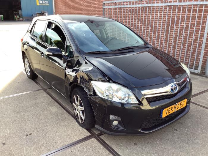 Toyota Auris 1.8 16V HSD Full Hybrid Sloopvoertuig (2011, Zwart)