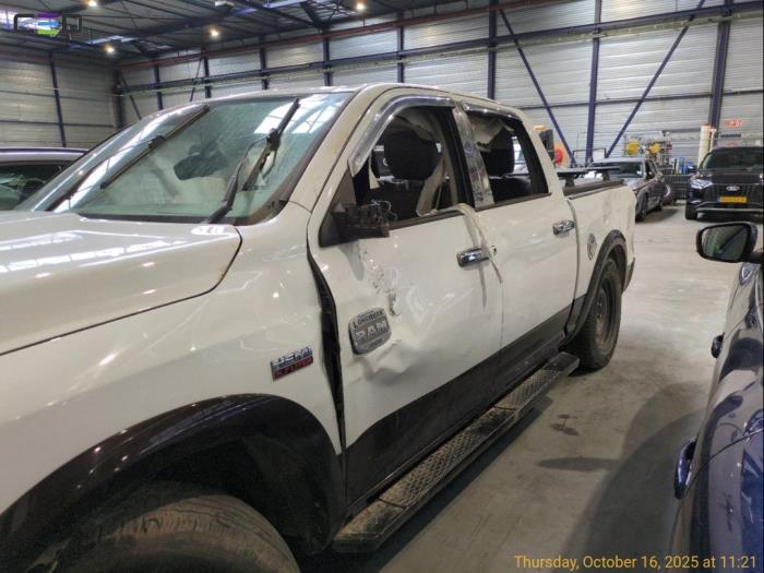 Dodge 1500 Crew Cab 5.7 Hemi V8 Sloopvoertuig (2014, Wit)