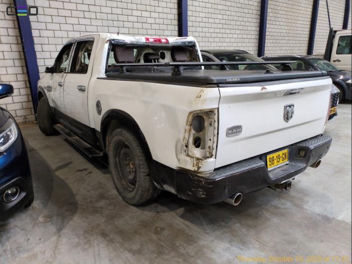 Dodge 1500 Crew Cab 5.7 Hemi V8 Sloopvoertuig (2014, Wit)