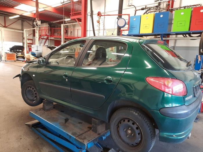 Peugeot 206 1.4 XR,XS,XT,Gentry Sloopvoertuig (2003, Groen)