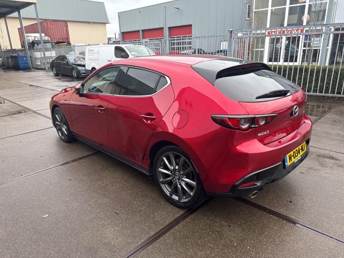 Mazda 3 Sport 2.0 SkyActiv-G 122 Mild Hybrid 16V Schadevoertuig (2019, Rood)