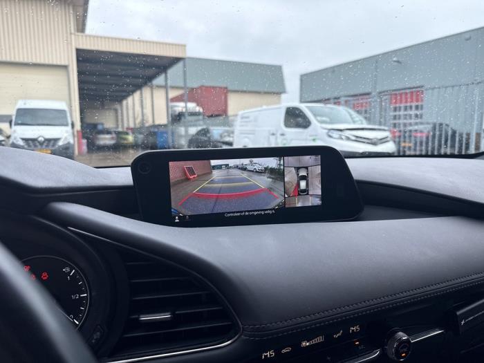 Mazda 3 Sport 2.0 SkyActiv-G 122 Mild Hybrid 16V Schadevoertuig (2019, Rood)