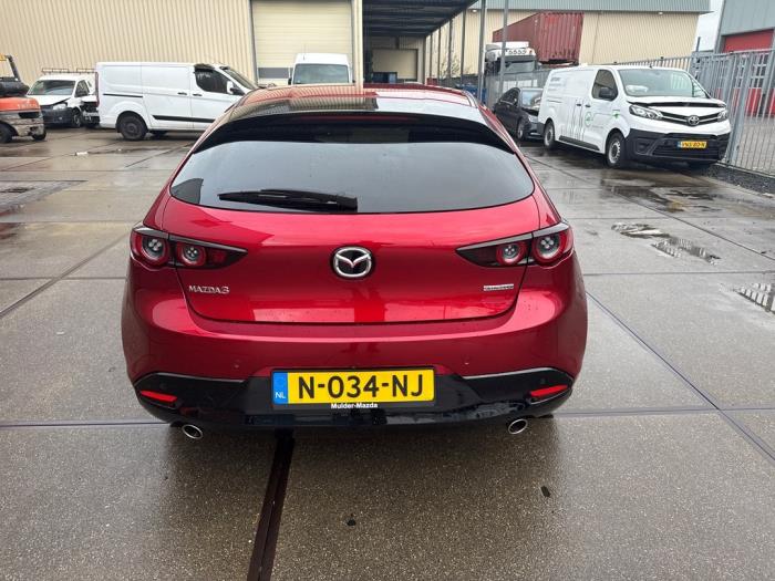 Mazda 3 Sport 2.0 SkyActiv-G 122 Mild Hybrid 16V Schadevoertuig (2019, Rood)