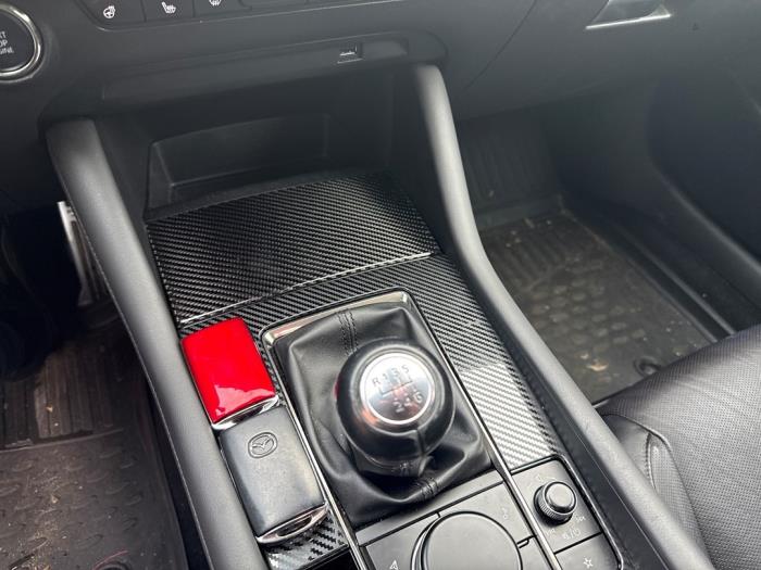 Mazda 3 Sport 2.0 SkyActiv-G 122 Mild Hybrid 16V Schadevoertuig (2019, Rood)