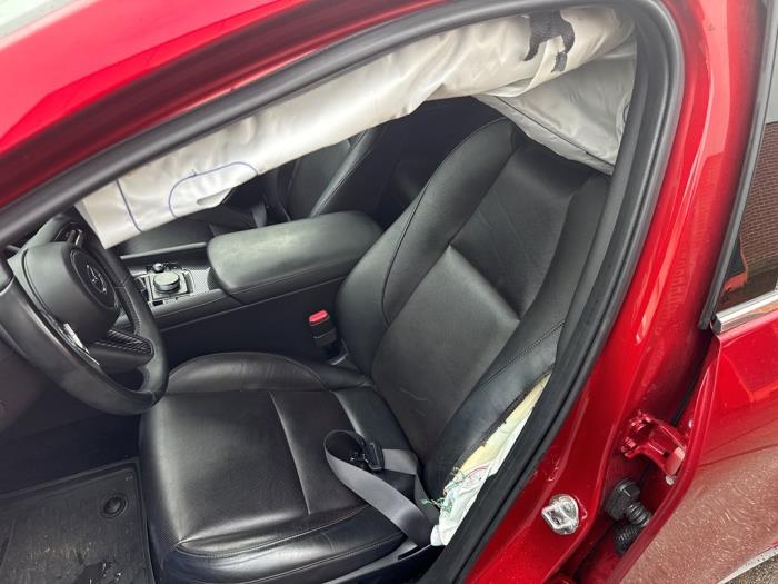 Mazda 3 Sport 2.0 SkyActiv-G 122 Mild Hybrid 16V Schadevoertuig (2019, Rood)