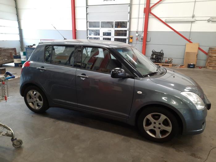 Suzuki Swift 1.3 VVT 16V Sloopvoertuig (2006, Grijs)