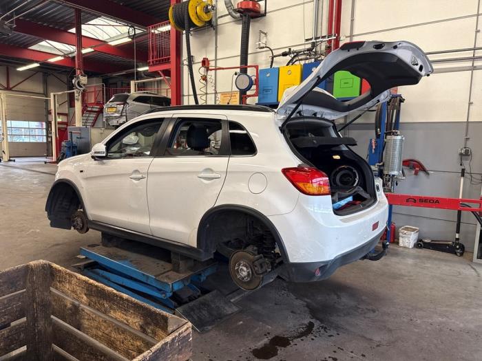 Mitsubishi ASX 1.6 MIVEC 16V Sloopvoertuig (2018, Wit)