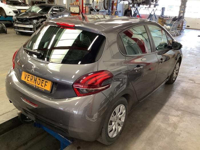 Peugeot 208 I 1.2 Vti 12V PureTech 82 Sloopvoertuig (2018, Grijs)