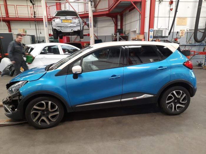Renault Captur 0.9 Energy TCE 12V Sloopvoertuig (2014, Licht, Blauw, Creme)