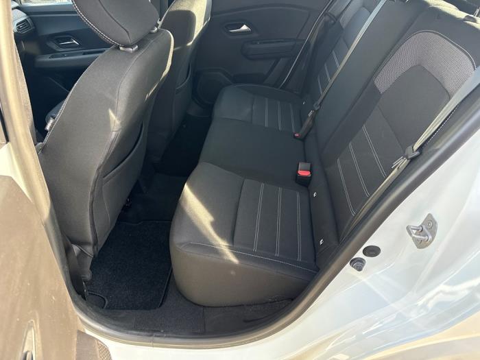 Dacia Sandero III 1.0 TCe 90 12V Schadevoertuig (2022, Wit)