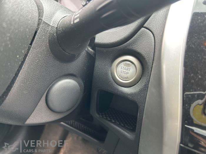Nissan Note 1.2 DIG-S 98 Sloopvoertuig (2015, Zwart)