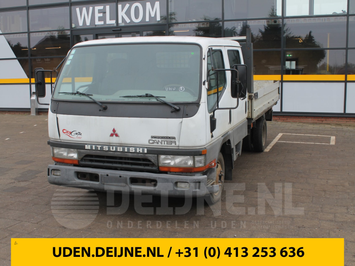 Achteras achterwielaandrijving - Mitsubishi Canter