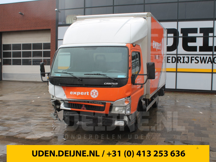 Vooras (compleet) - Mitsubishi Canter