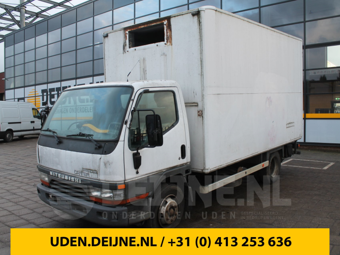 Vooras (compleet) - Mitsubishi Canter