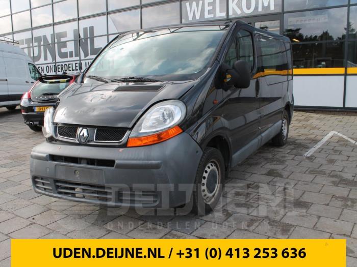 Renault Trafic 01-