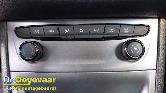 Opel Astra K Sports Tourer 1.0 Turbo 12V Sloopvoertuig (2017, Grijs)