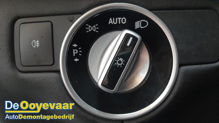 Mercedes CLS Shooting Brake 63 AMG S 5.5 V8 32V 4-Matic Sloopvoertuig (2015, Grijs)