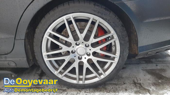 Mercedes CLS Shooting Brake 63 AMG S 5.5 V8 32V 4-Matic Sloopvoertuig (2015, Grijs)