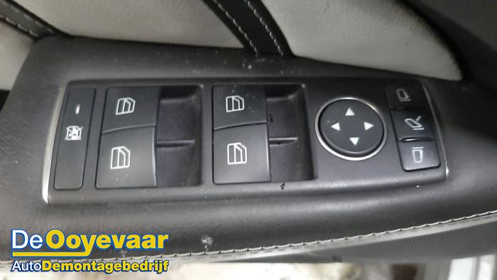 Mercedes CLS Shooting Brake 63 AMG S 5.5 V8 32V 4-Matic Sloopvoertuig (2015, Grijs)