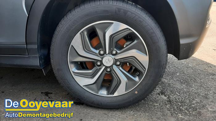 Hyundai Kona 1.6 GDi Hybrid 16V Sloopvoertuig (2020, Grijs)