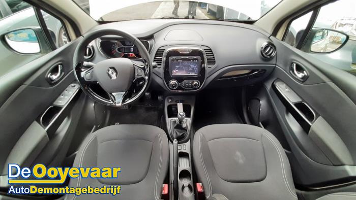 Renault Captur 1.2 TCE 16V EDC Sloopvoertuig (2017, Creme)