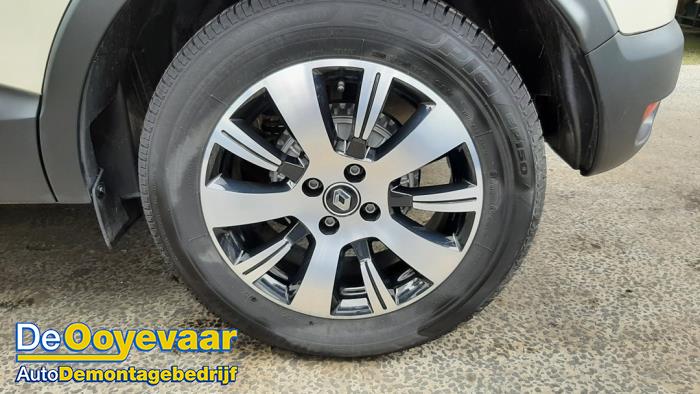 Renault Captur 1.2 TCE 16V EDC Sloopvoertuig (2017, Creme)