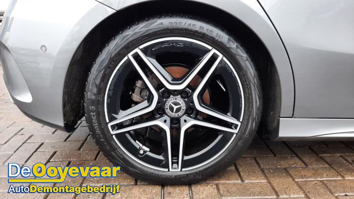 Mercedes A 1.3 A-160 Turbo 16V Sloopvoertuig (2020, Grijs)