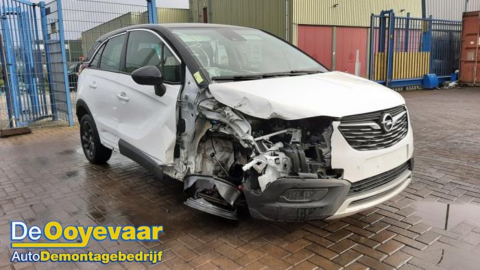 Opel Crossland 1.2 Turbo 12V Sloopvoertuig (2019, Wit)