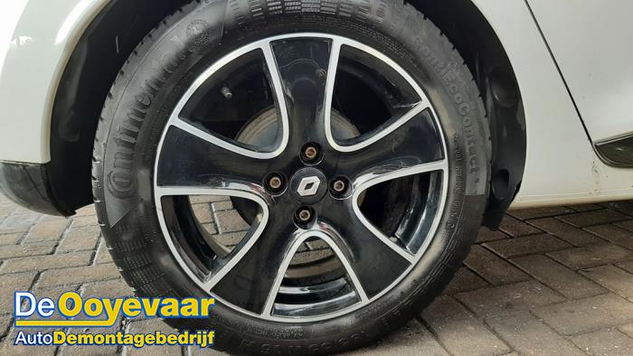 Renault Clio IV 0.9 Energy TCE 90 12V Sloopvoertuig (2015, Wit)