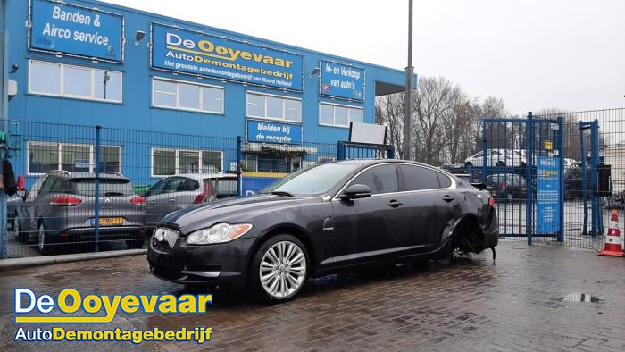 Jaguar XF 3.0 D V6 24V Sloopvoertuig (2011, Zwart)