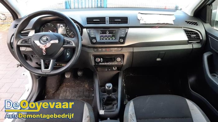 Skoda Fabia III Combi 1.2 TSI 16V Greentech Sloopvoertuig (2016, Wit)