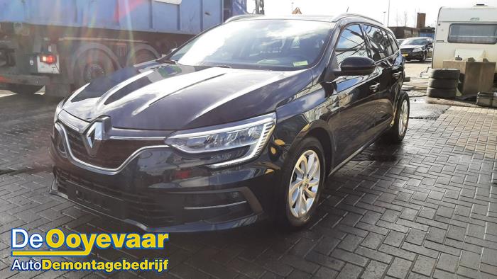 Renault Megane IV Estate 1.3 TCE 160 16V Sloopvoertuig (2021, Metallic, Zwart)