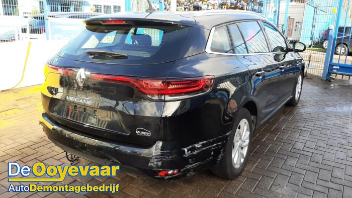 Renault Megane IV Estate 1.3 TCE 160 16V Sloopvoertuig (2021, Metallic, Zwart)