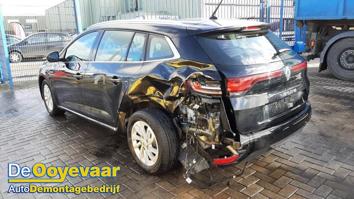 Renault Megane IV Estate 1.3 TCE 160 16V Sloopvoertuig (2021, Metallic, Zwart)