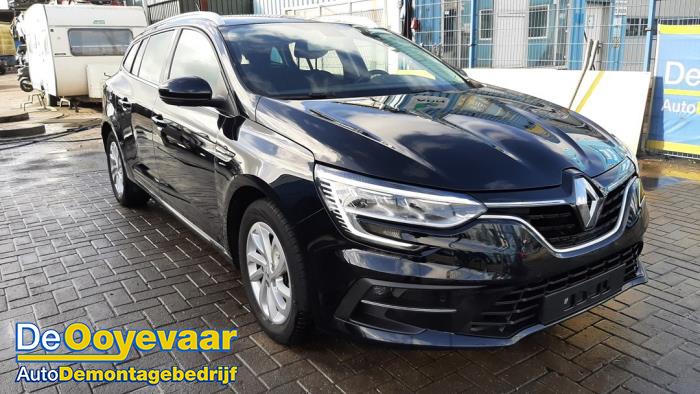 Renault Megane IV Estate 1.3 TCE 160 16V Sloopvoertuig (2021, Metallic, Zwart)