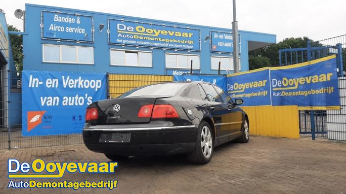 Volkswagen Phaeton 3.2 V6 30V Sloopvoertuig (2003, Zwart)