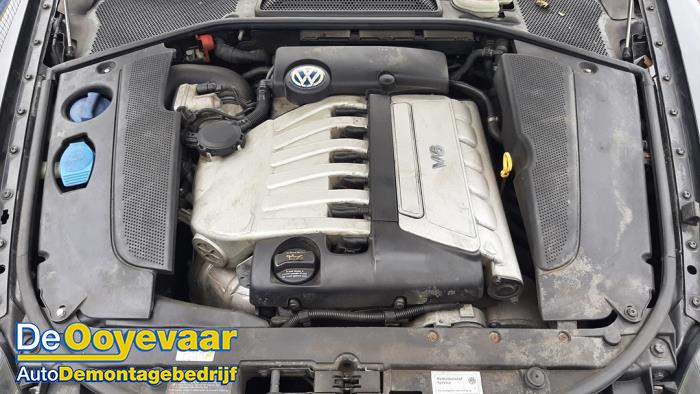 Volkswagen Phaeton 3.2 V6 30V Sloopvoertuig (2003, Zwart)