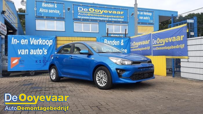 Kia Rio IV 1.2 CVVT 16V Sloopvoertuig (2021, Blauw)