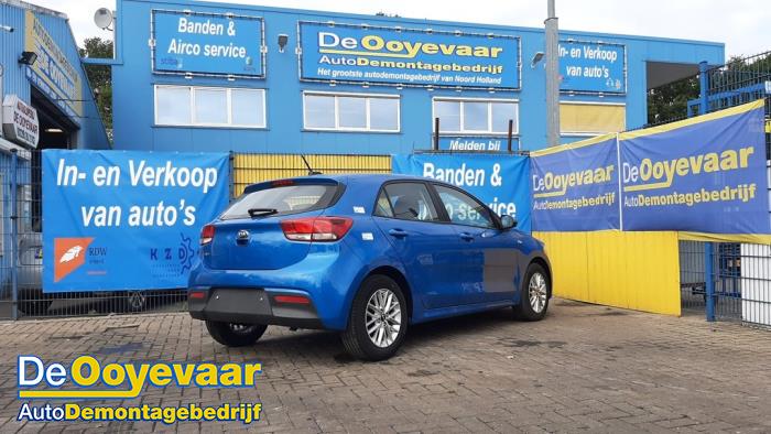 Kia Rio IV 1.2 CVVT 16V Sloopvoertuig (2021, Blauw)