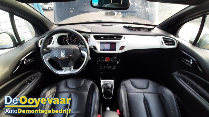 Citroen DS3 1.6 e-HDi Sloopvoertuig (2011, Zwart, Wit)