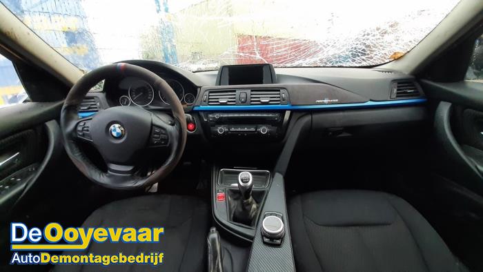 BMW 3 serie 320i 2.0 16V Sloopvoertuig (2012, Zwart)