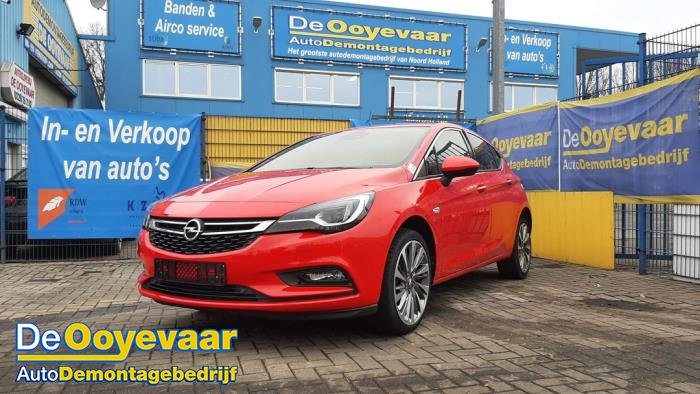 Opel Astra K 1.4 Turbo 16V Sloopvoertuig (2016, Rood)