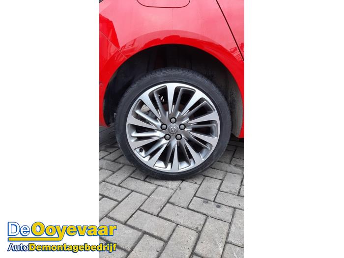 Opel Astra K 1.4 Turbo 16V Sloopvoertuig (2016, Rood)